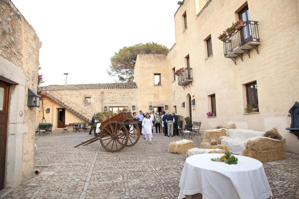 בוסטו פאליצולו Agriturismo Baglio Fontana מראה חיצוני תמונה